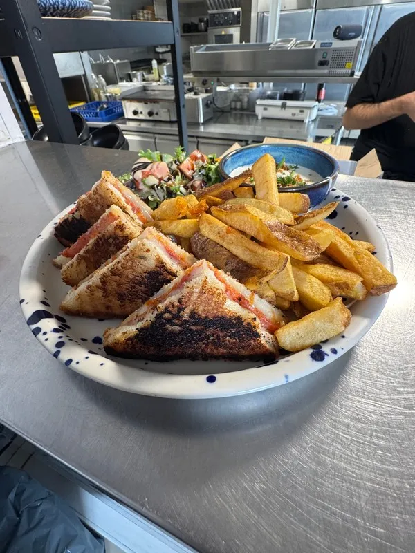 Plats de notre restaurant, Meximieux, Le Meridio